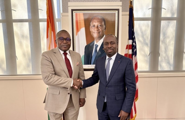 En visite aux Etats-Unis : Le maire de Grand Bassam échange avec l’Ambassadeur Ibrahima Touré