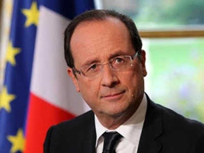 F&ecirc;te nationale en C&ocirc;te d'Ivoire: Hollande appelle les Ivoirien &agrave; "montrer au monde qu&rsquo;ils ont d&eacute;finitivement tourn&eacute; la page" de la crise