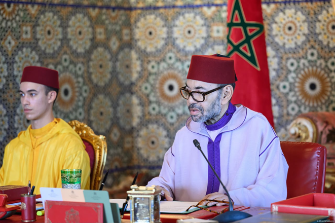 Maroc : le Roi Mohammed VI préside le tout premier conseil des ministres du gouvernement dirigé par Fatima-Zahra El Mansouri