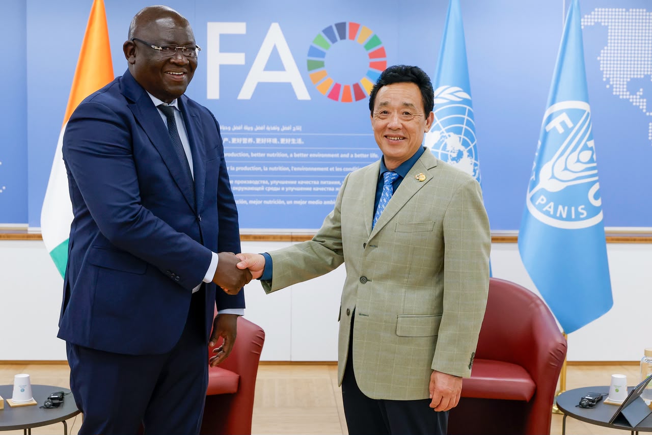 Côte d’Ivoire : la FAO réitère son assistance technique dans la recherche de solutions rapides et durables en matière de développement agricole