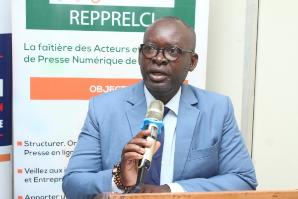 REPPRELCI : Irie Bi Gohi appelle à une approche plus sereine des médias numériques et à un contrôle des influenceurs en ligne.