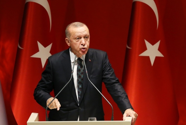 Méditerranée: Erdogan qualifie Emmanuel Macron d' ”ambitieux incapable”