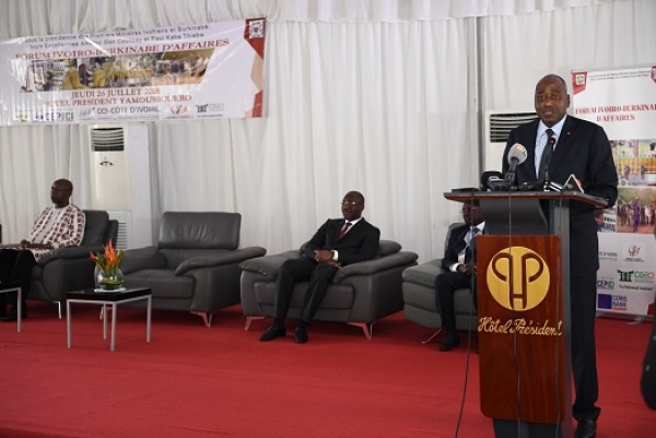 Forum économique ivoiro-burkinabè : Le PM  Gon  Coulibaly pour la levée des contraintes pour des échanges plus dynamiques